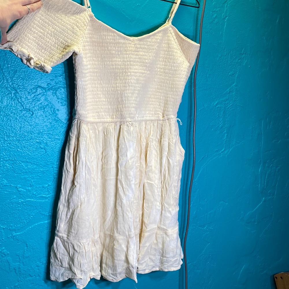 White dyeable viscose off the shoulder dress with pockets